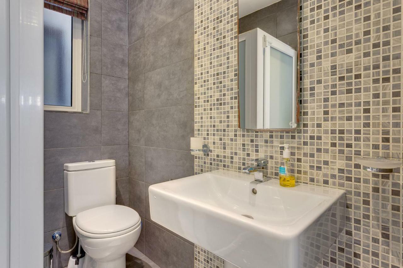 Splendid Apartment, Steps Away From The Sea Sliema Exterior foto